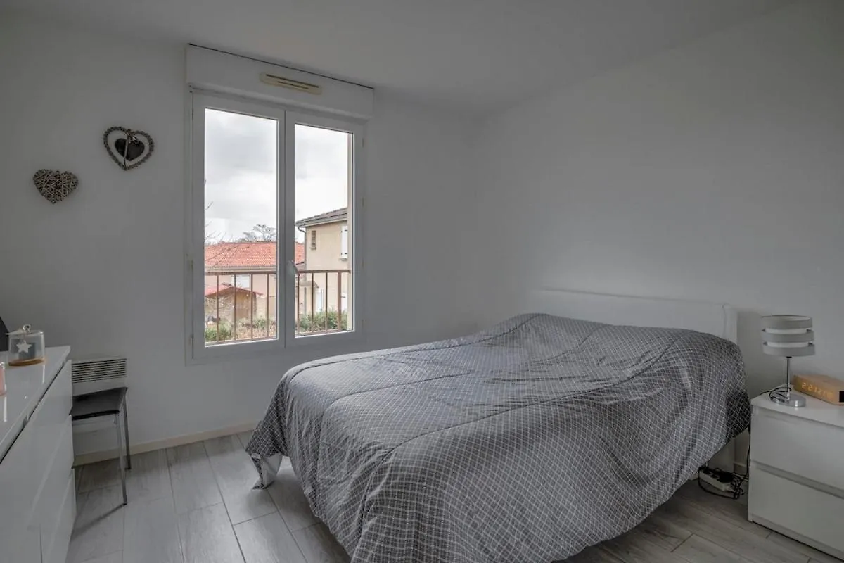 Maison Rimbaud Saint-Denis-les-Bourg France