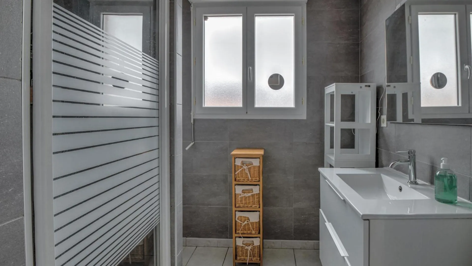 Maison Rimbaud Saint-Denis-les-Bourg