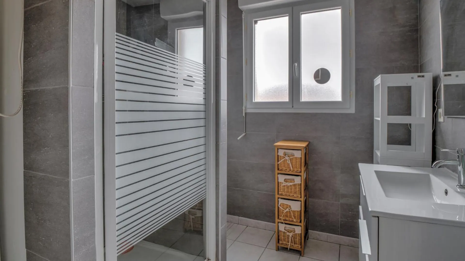 Maison Rimbaud Saint-Denis-les-Bourg